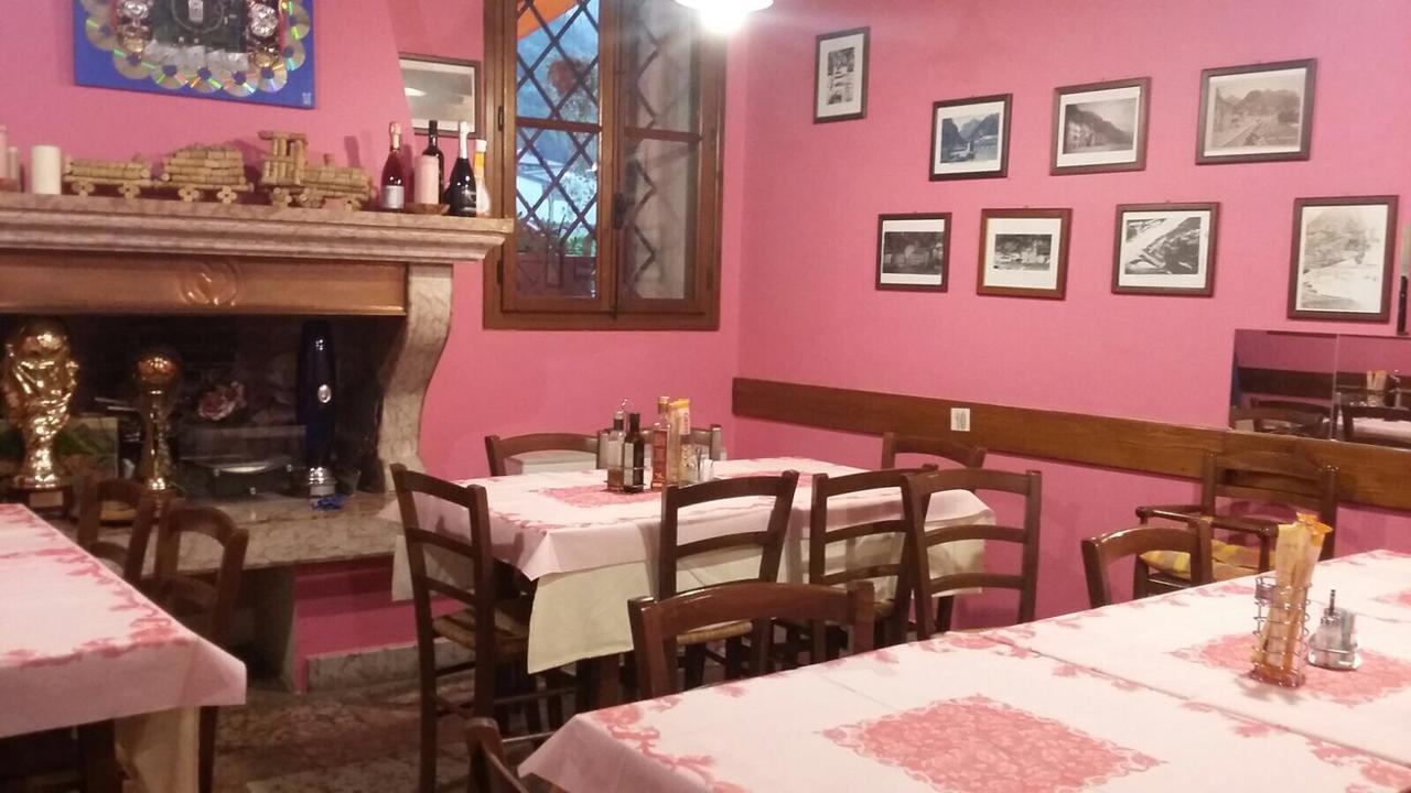 Hotel Ristorante Pizzeria Al